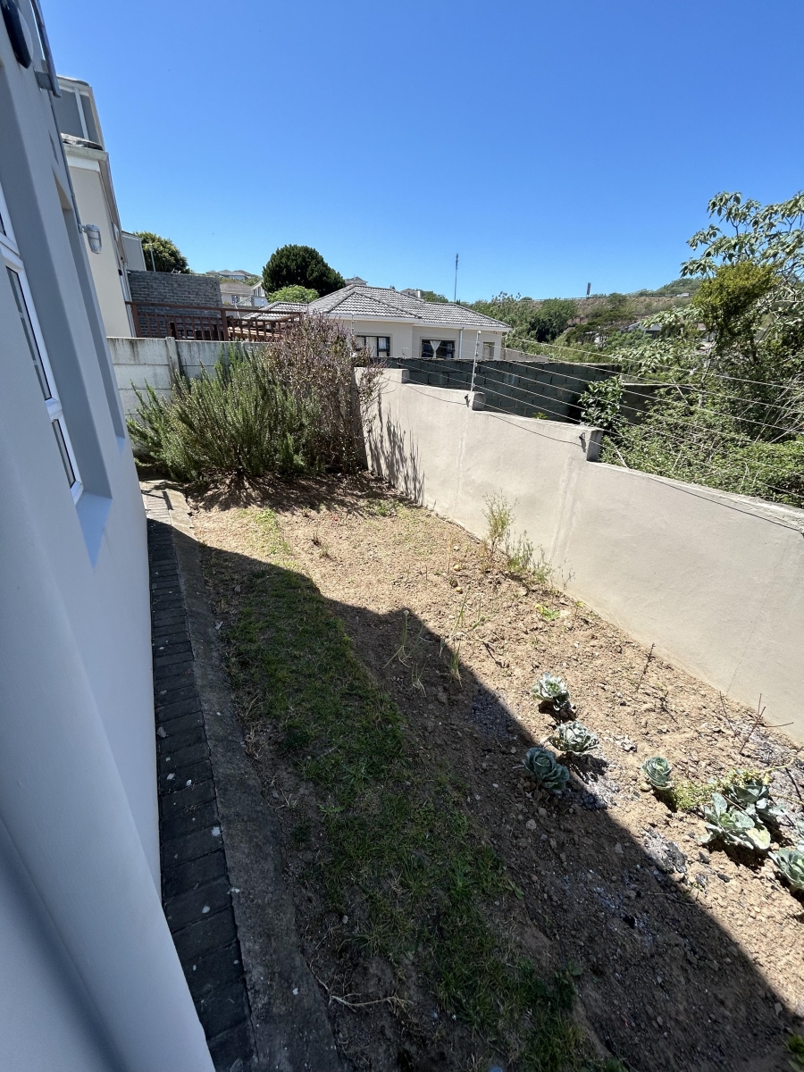 3 Bedroom Property for Sale in Nahoon Valley Park Eastern Cape